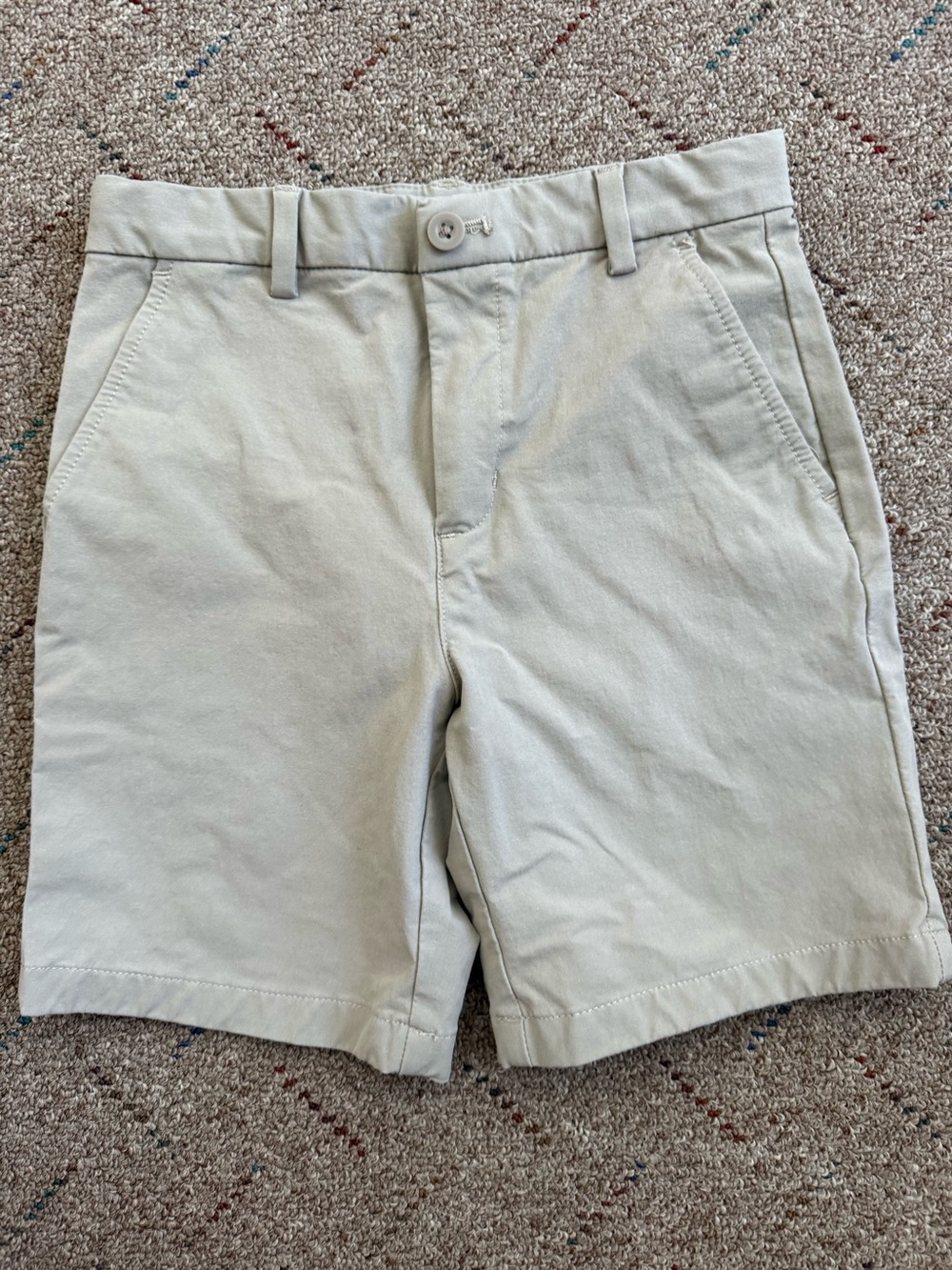 Vineyard Vines Performance Khaki Chino Shorts Boys Size 7